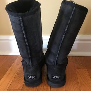 Tall Black Classic Ugg Australia Boots Size 7